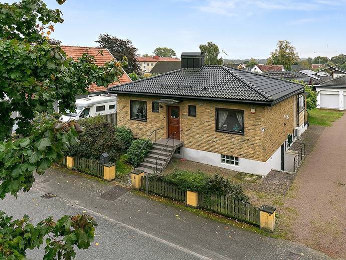 4 rok · 72 m² · Algatan 13