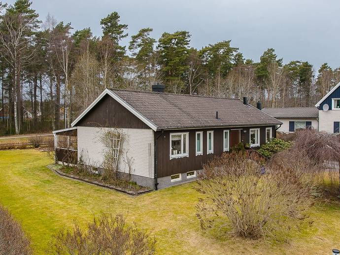 5 rok · 104 m² · Skogsvägen 35