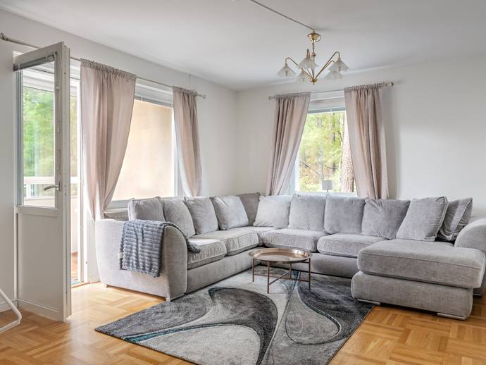 4 rok · 98 m² · Hägernäsvägen 4