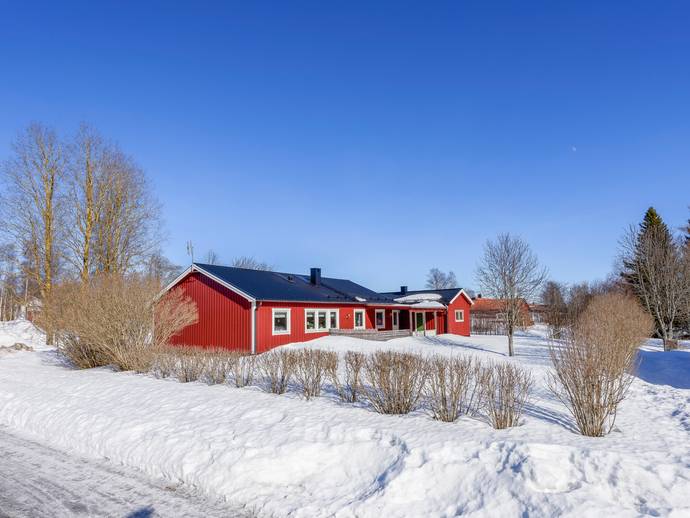 4 rok · 124 m² · Stamvägen 4