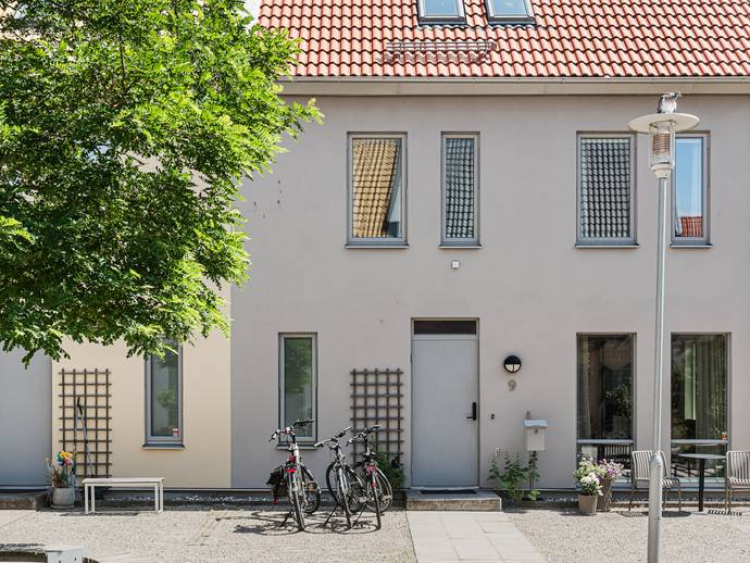 5 rok · 148 m² · Fladängsgatan 9