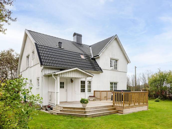 6 rok · 160 m² · Karlsbergsvägen 1