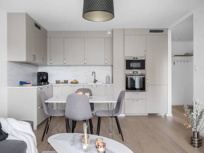3 rok · 61 m² · Axbergsgränd 3