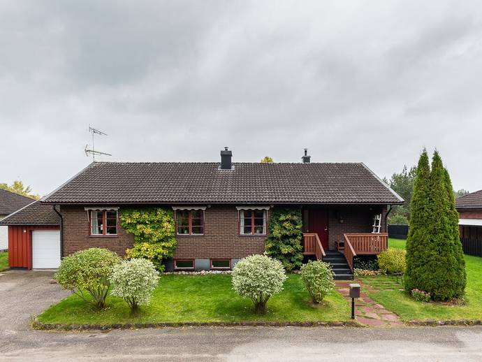 5 rok · 130 m² · Lindgatan 8