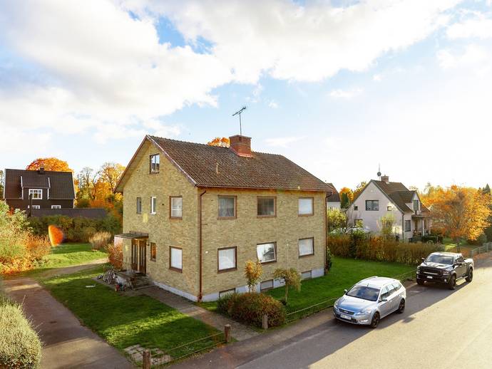 8 rok · 202 m² · Stallagårdsvägen 25