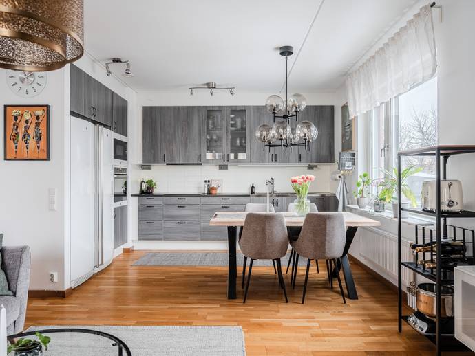 3 rok · 81 m² · Vattholmavägen 6A