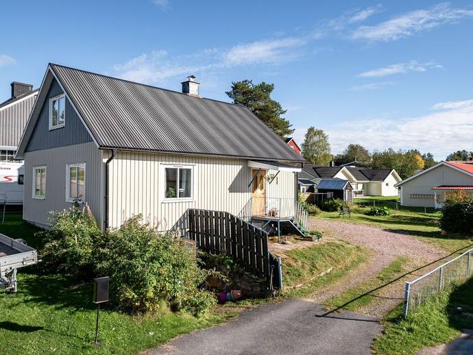4 rok · 93 m² · Engelmarksvägen 8