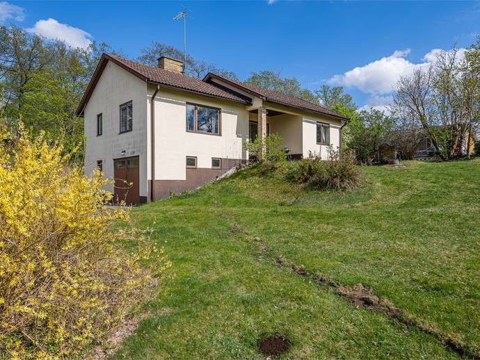 4 rok · 82 m² · Läkarplan 1