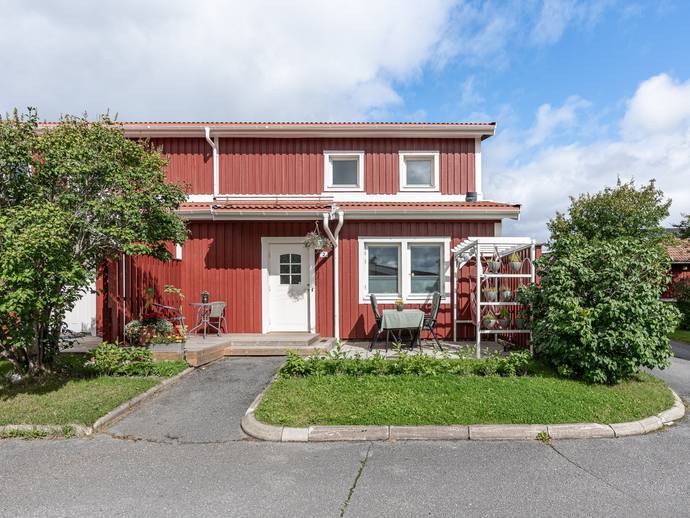 4 rok · 94,1 m² · Lokes väg 2