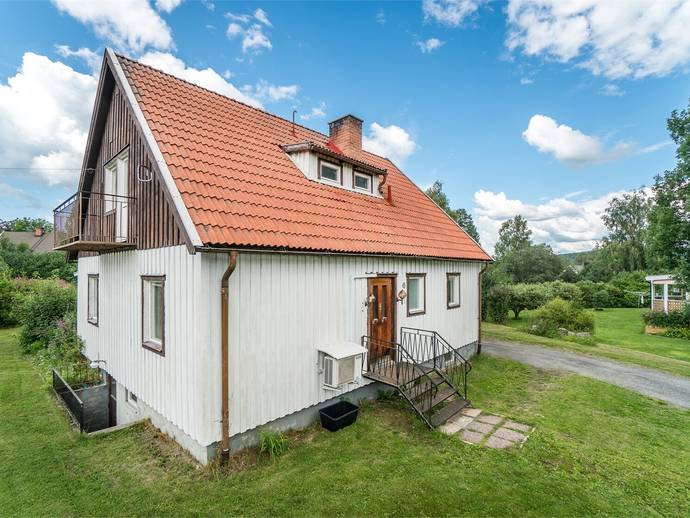 4 rok · 121 m² · Slättvägen 6