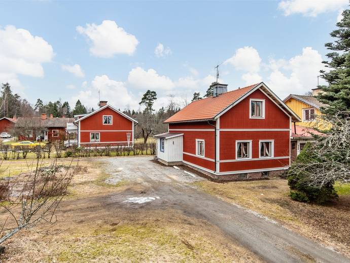 4 rok · 87 m² · Dal-Johans väg 5