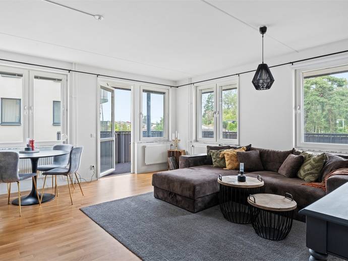 2 rok · 54 m² · Runvägen 5