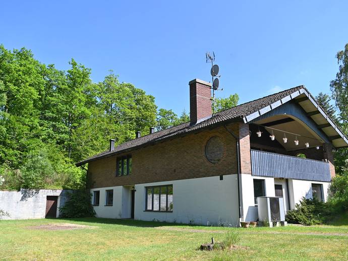7 rok · 250 m² · Boalt 5259