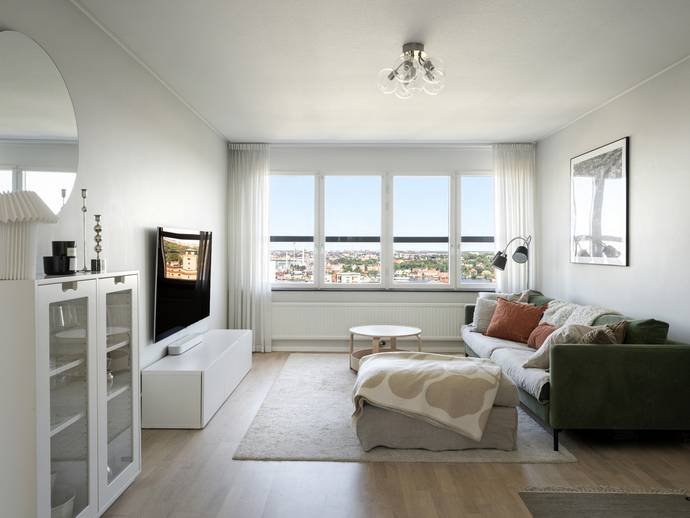 3 rok · 81 m² · Henriksdalsringen 41