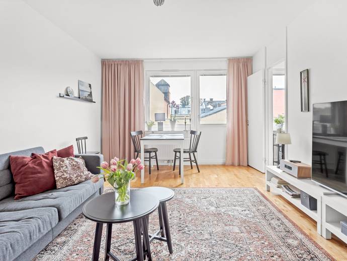 2 rok · 53 m² · Dragarbrunnsgatan 11A