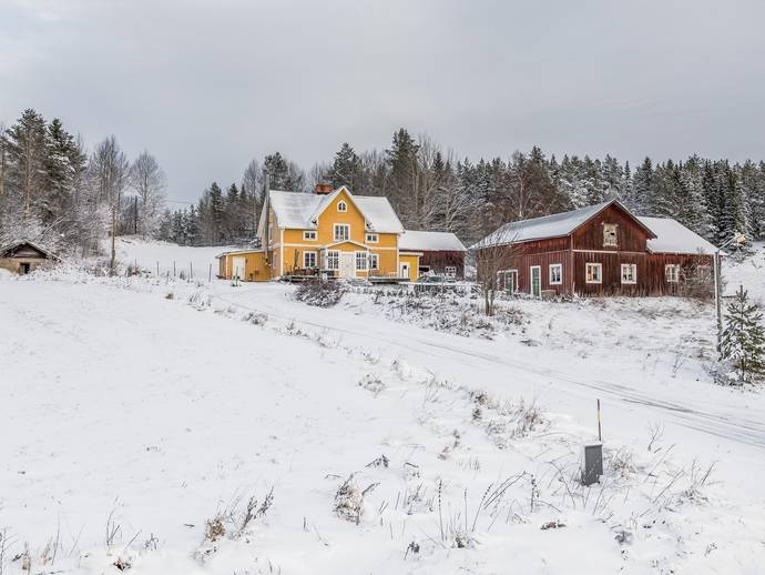 7 rok · 185 m² · Skylnäs 120
