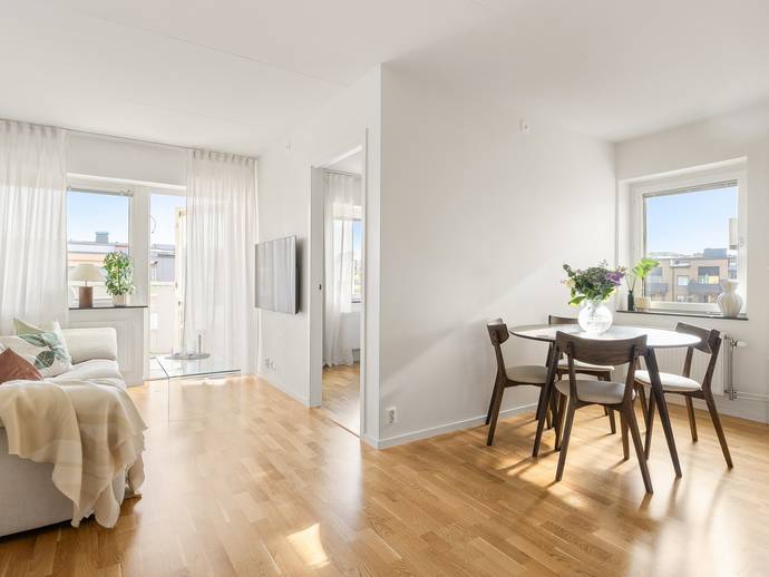 2 rok · 44 m² · Gamla Enköpingsvägen 180
