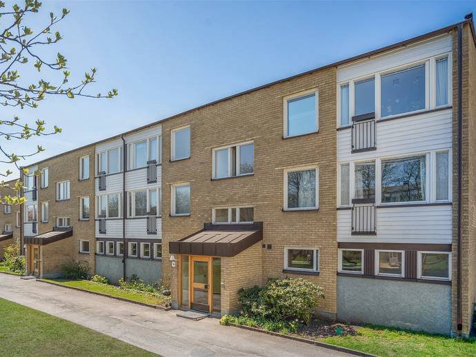 3 rok · 83 m² · Rävsnäsvägen 36
