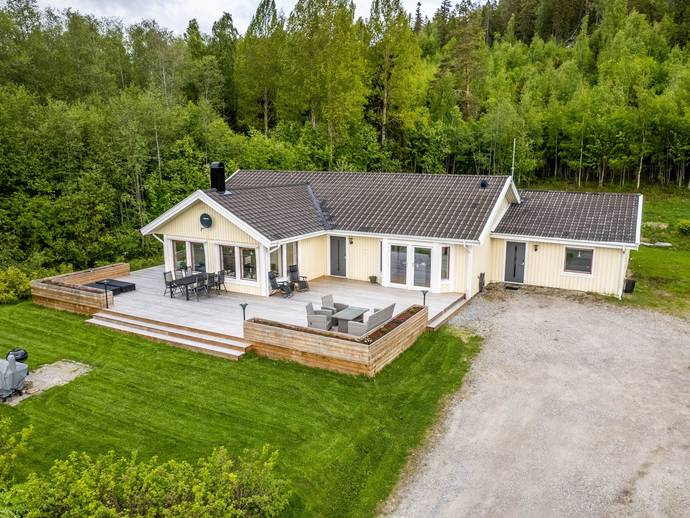 6 rok · 135 m² · Österalnäs 116