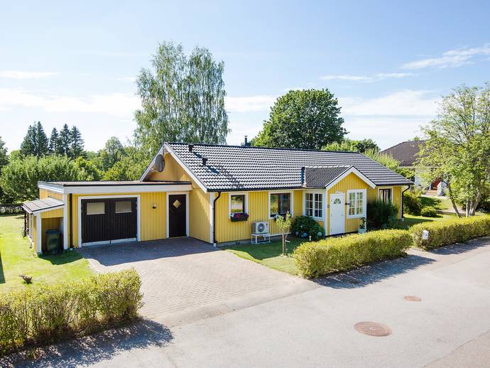 5 rok · 132 m² · Kamomillvägen 10