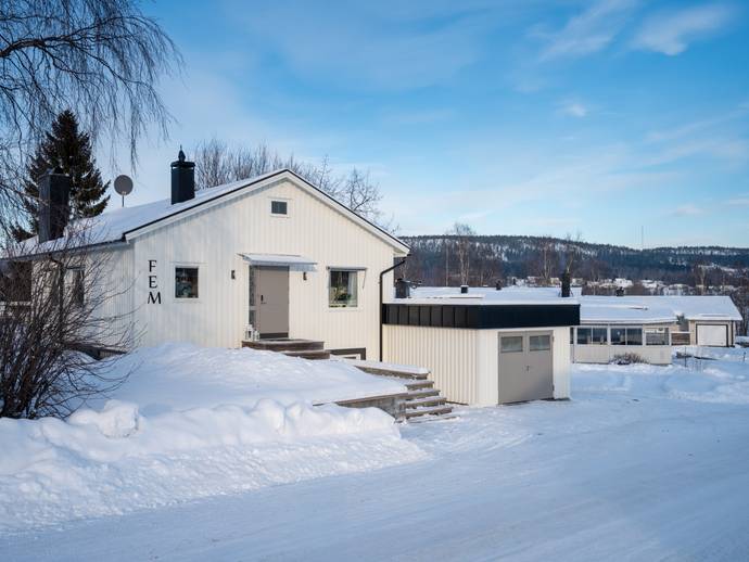 4 rok · 90 m² · Rundsvängen 5