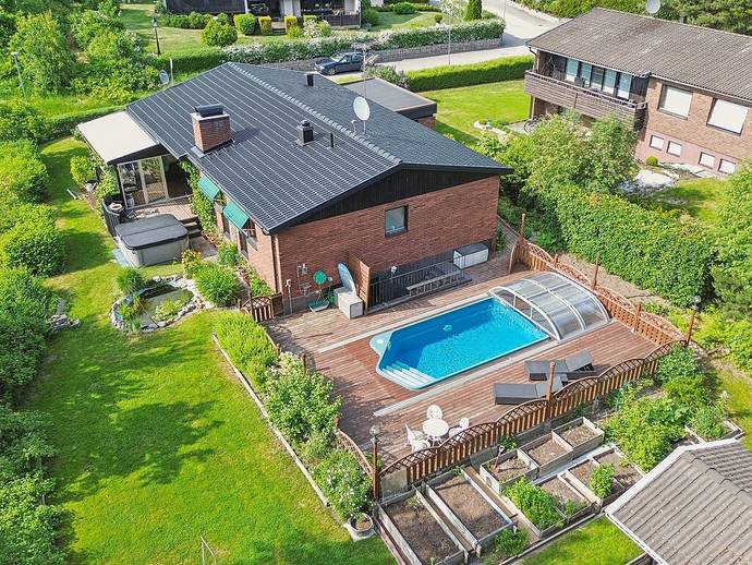4 rok · 121 m² · Blåbärsvägen 12