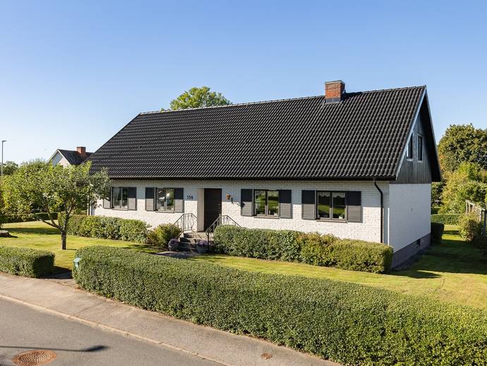 7 rok · 201 m² · Västra Långgatan 159