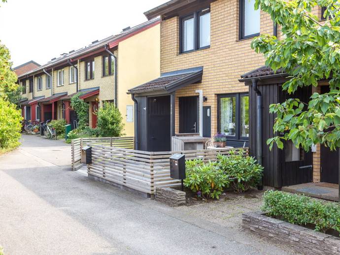 5 rok · 109 m² · Hällestadsvägen 170