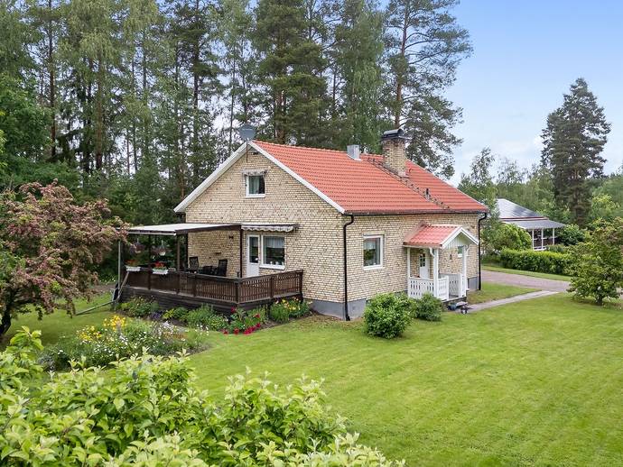 6 rok · 129 m² · Vika-Sörbo 490
