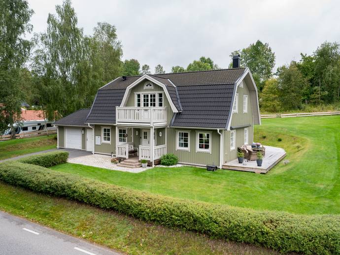 6 rok · 169 m² · Ullasjövägen 28