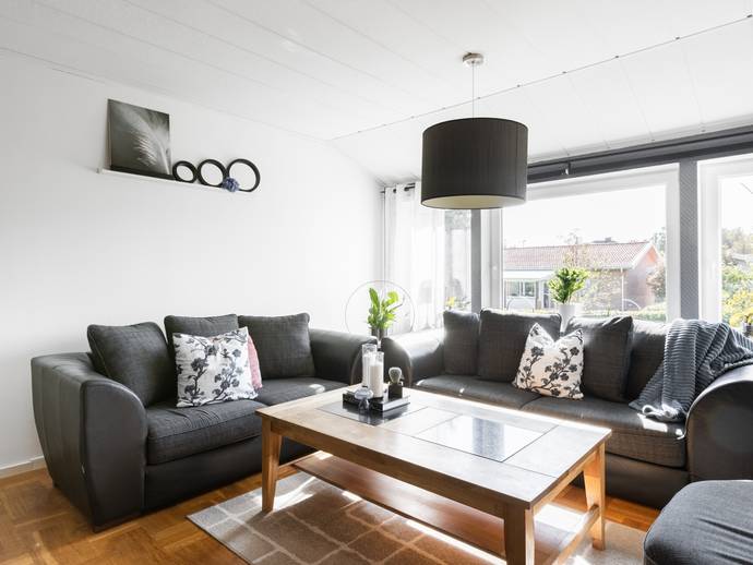 6 rok · 95 m² · Kyrkvägen 7