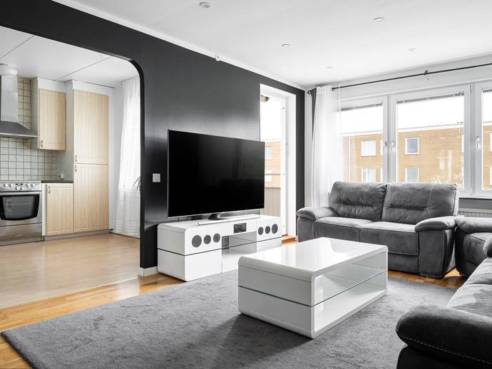 3 rok · 80 m² · Axel danielssons väg 63