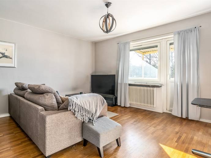 1 rok · 42,5 m² · Lindvägen 24A