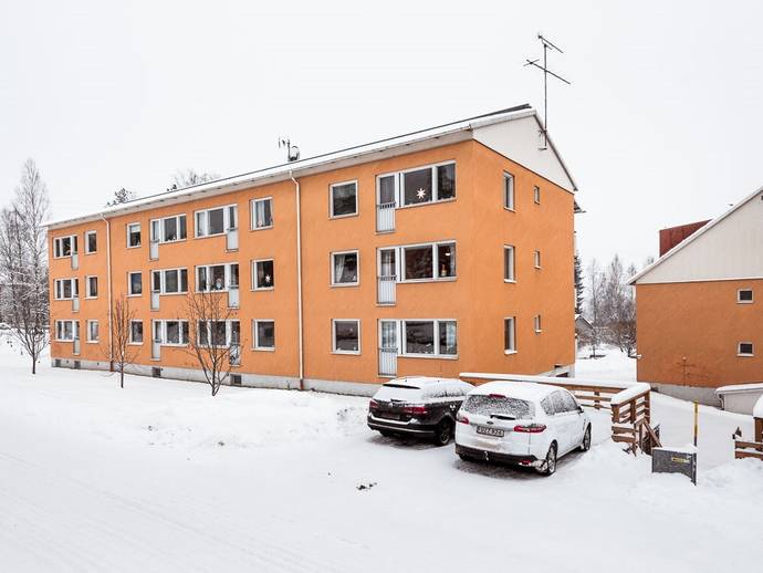 3 rok · 76,5 m² · Drottningvägen 10C
