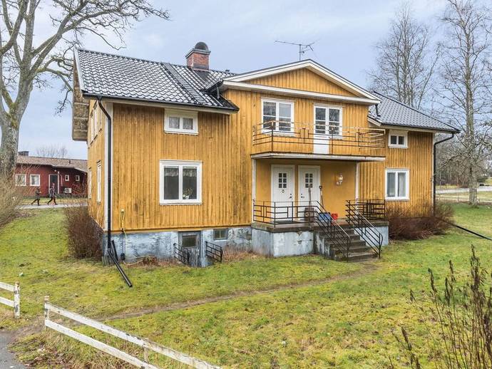 252 m² · Torsbo 305