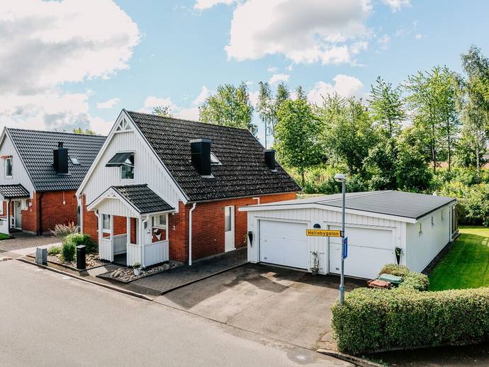 3 rok · 117 m² · Hallabygatan 2