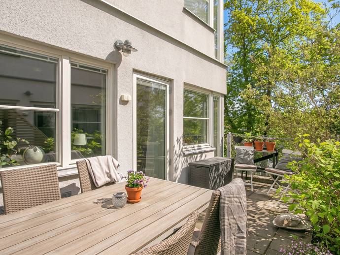 2,5 rok · 61 m² · Barnhemsvägen 10