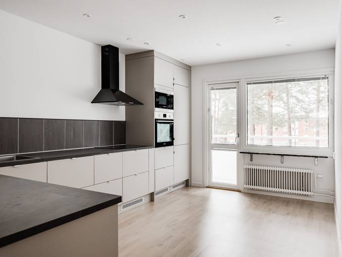 3 rok · 73,5 m² · Drottning kristinas väg 75