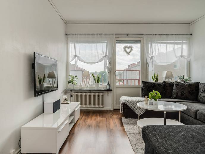 2 rok · 56,5 m² · Hägglundsgatan 8B
