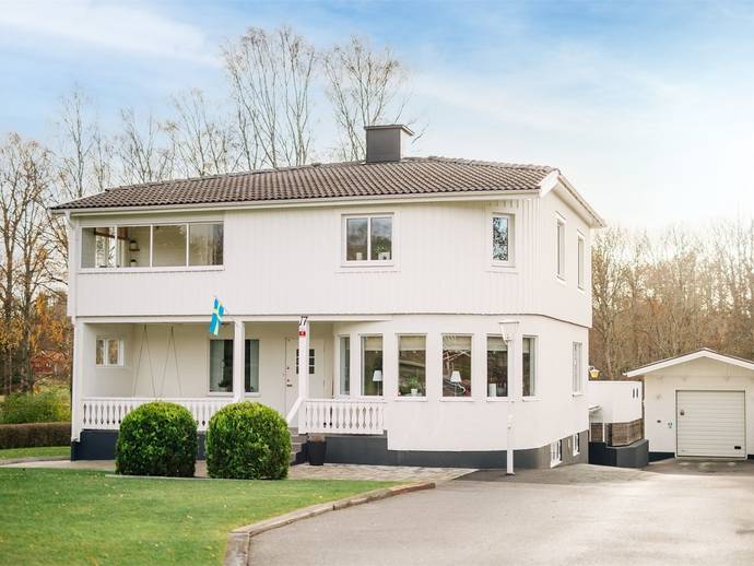 6 rok · 160 m² · Åvägen 17