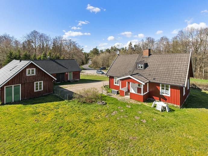 6 rok · 145 m² · Norra Sonnarpsvägen 59