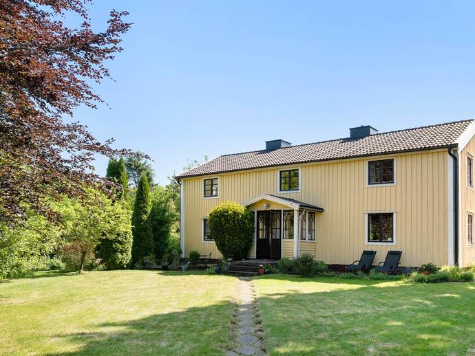 6 rok · 160 m² · Åker Mellangård 602