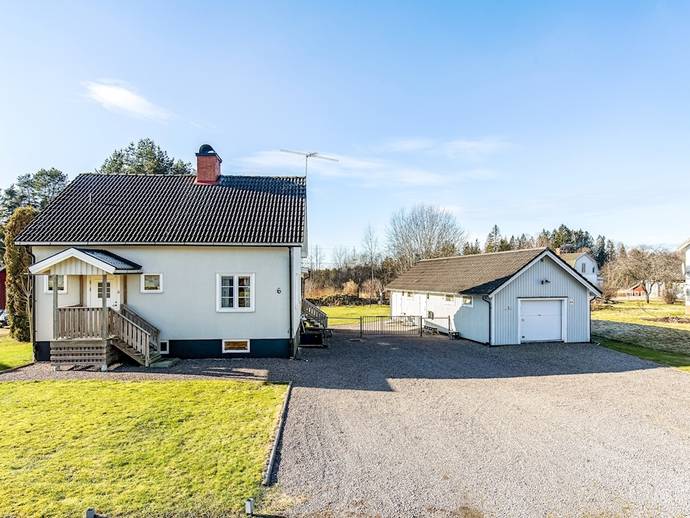 4 rok · 99 m² · Hotellvägen 6