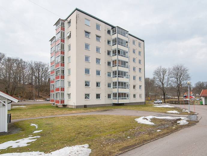 1 rok · 43,5 m² · Söderleden 7