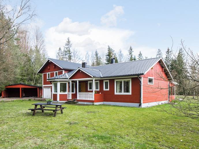 6 rok · 156 m² · Villansnäs 1