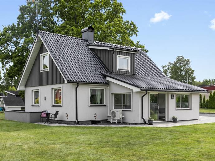 4 rok · 90 m² · Lommarpsvägen 33