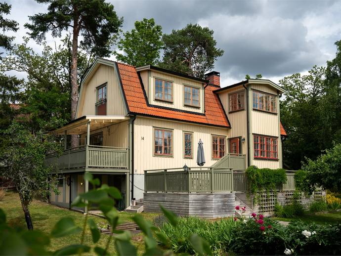 6 rok · 170 m² · Karlslundsvägen 14