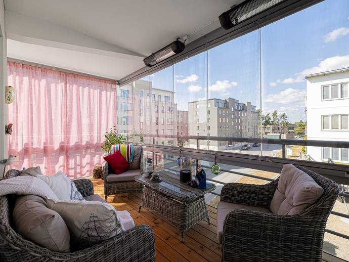 4 rok · 107 m² · Arkens väg 8