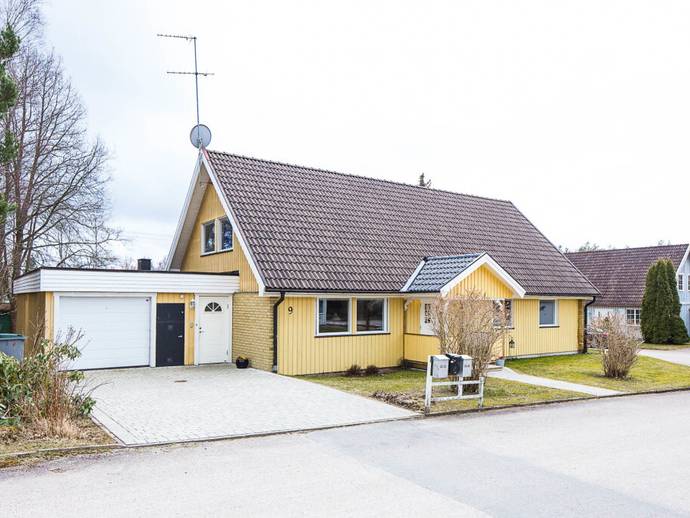 7 rok · 185 m² · Granvägen 9
