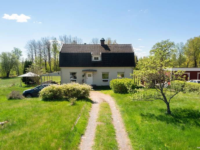 4 rok · 110 m² · Jönköpingsvägen 33